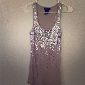 Women’s sequence tank top.